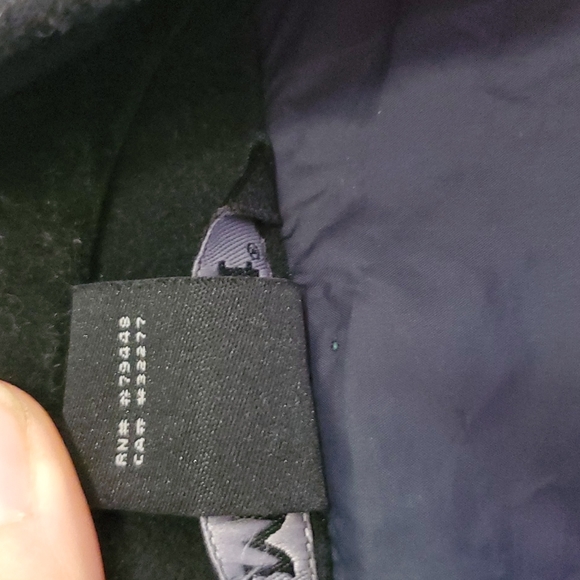 Marmot jacket size large - Picture 4 of 7